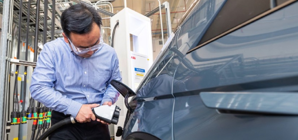 Electric Vehicles Support Grid Resiliency: NREL Research Reveals V2G Benefits