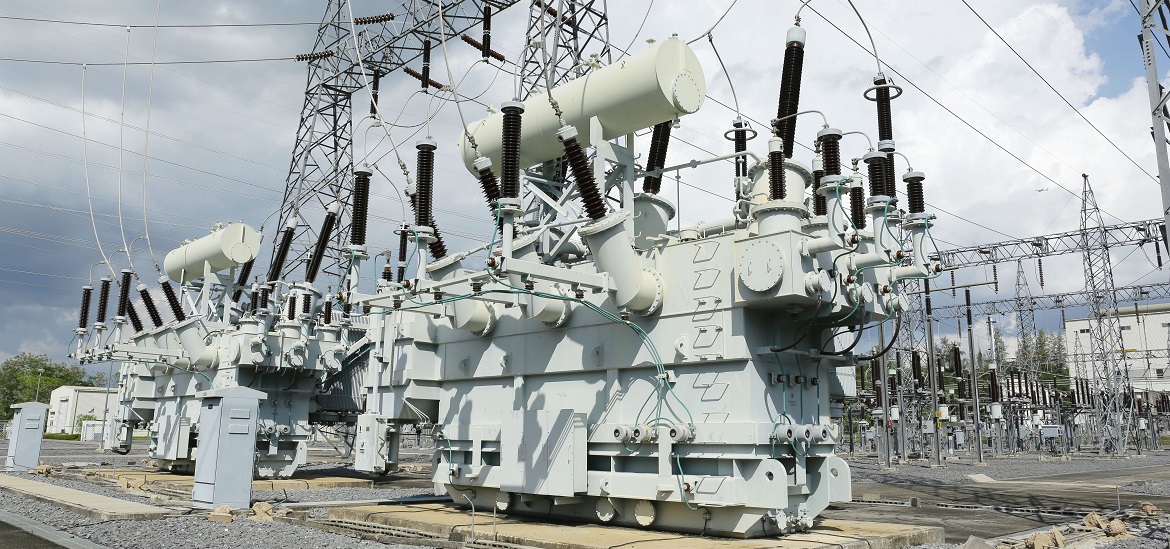 Manitoba Hydro applies controlled switching technology for energizing large transformers technology