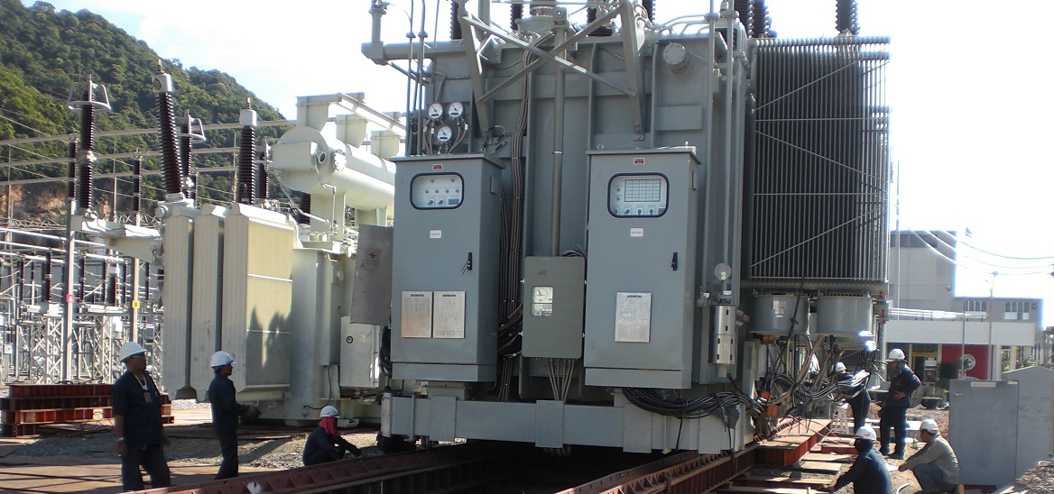 Seattle upgrades power substation with new transformer